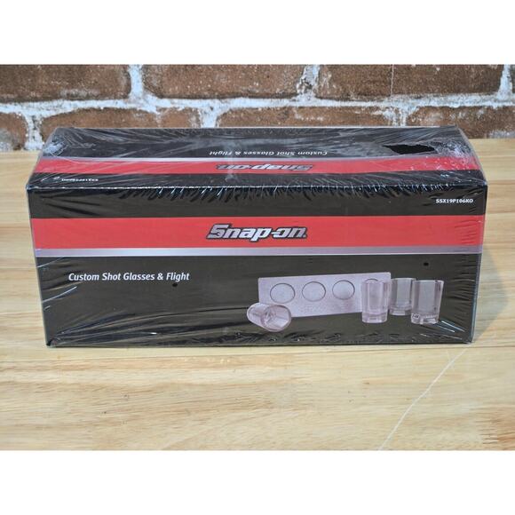 Snap-on Custom Shot Glasses & Flight Set - Brand New/Sealed SSX19P106KO - Picture 1 of 3